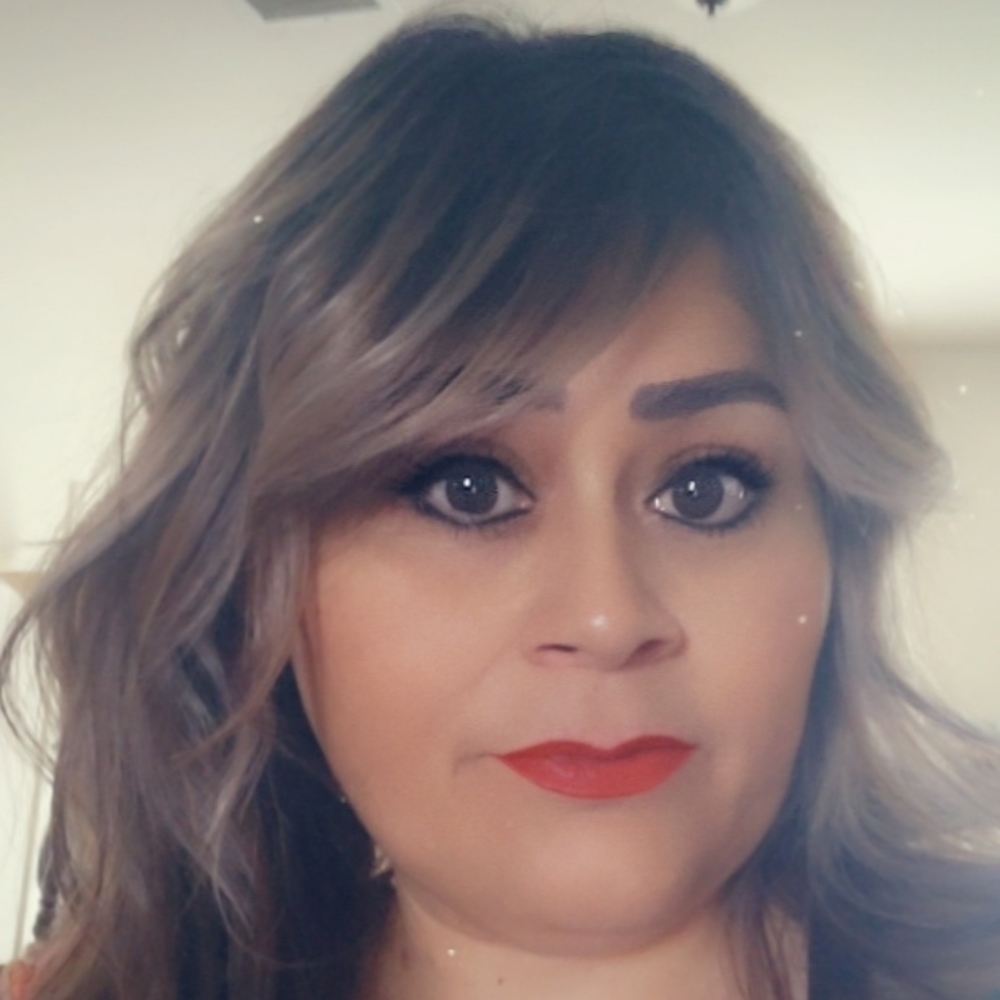 Meet your Posher, Gloria